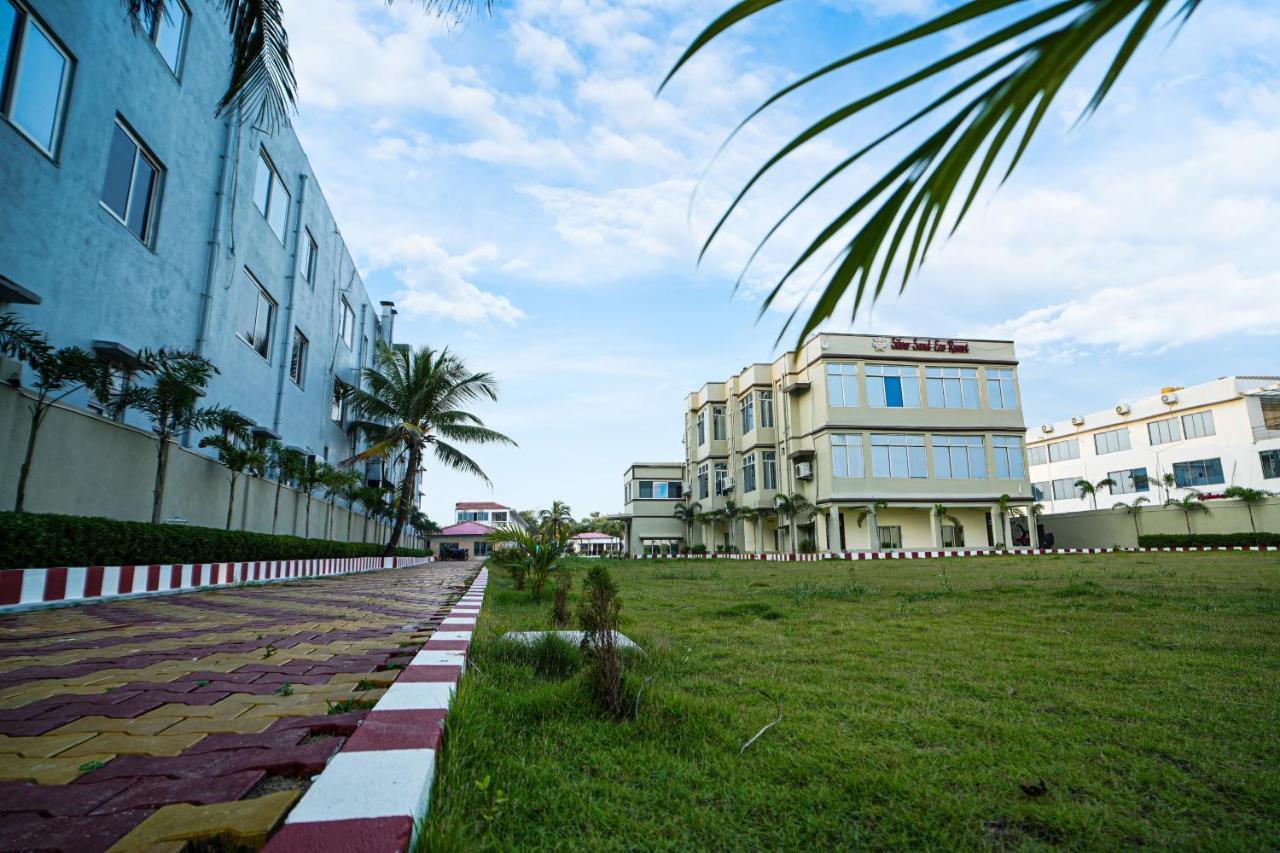 Silver Sand Eco Resort !! Beachfront !! With Biggest Pool And Huge Open Area !! Ideal For Weddings !! Couple Friendly !! Мандармані Екстер'єр фото