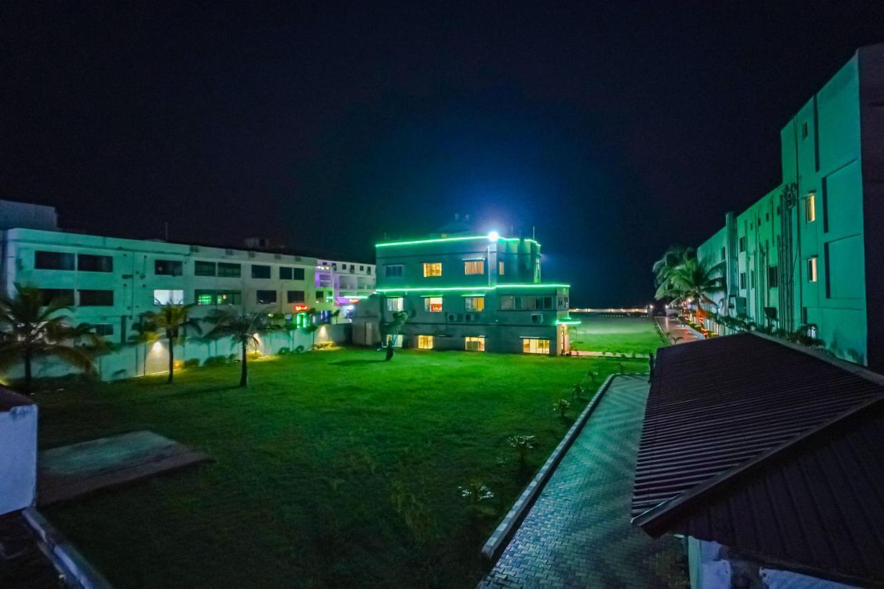 Silver Sand Eco Resort !! Beachfront !! With Biggest Pool And Huge Open Area !! Ideal For Weddings !! Couple Friendly !! Мандармані Екстер'єр фото