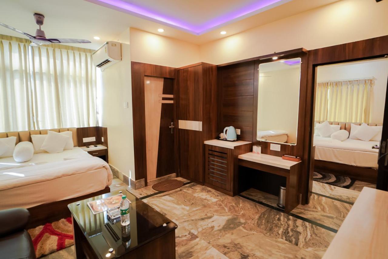 Silver Sand Eco Resort !! Beachfront !! With Biggest Pool And Huge Open Area !! Ideal For Weddings !! Couple Friendly !! Мандармані Екстер'єр фото
