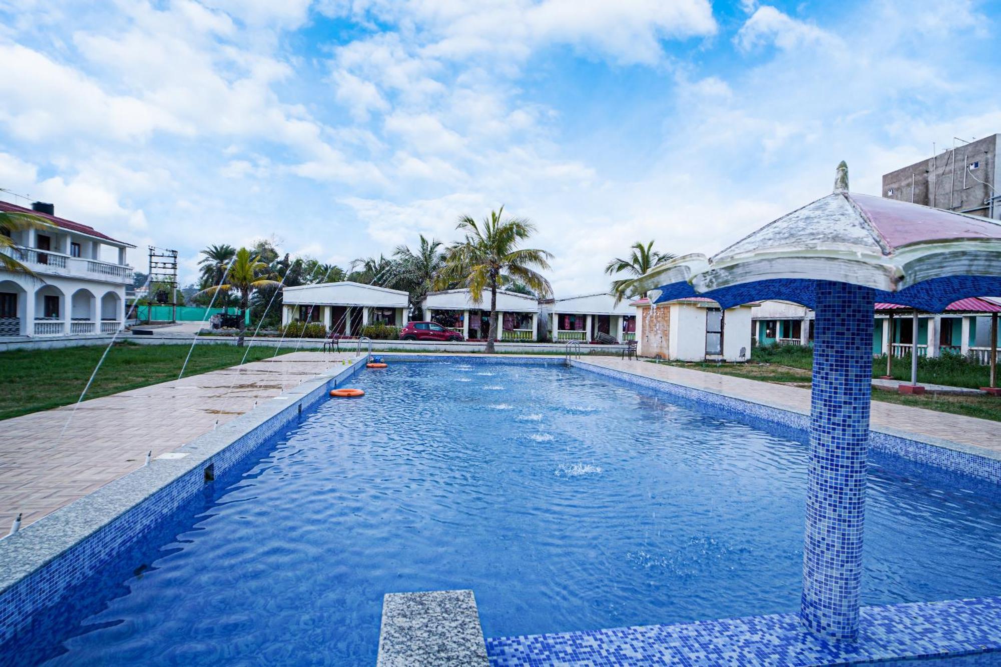 Silver Sand Eco Resort !! Beachfront !! With Biggest Pool And Huge Open Area !! Ideal For Weddings !! Couple Friendly !! Мандармані Екстер'єр фото