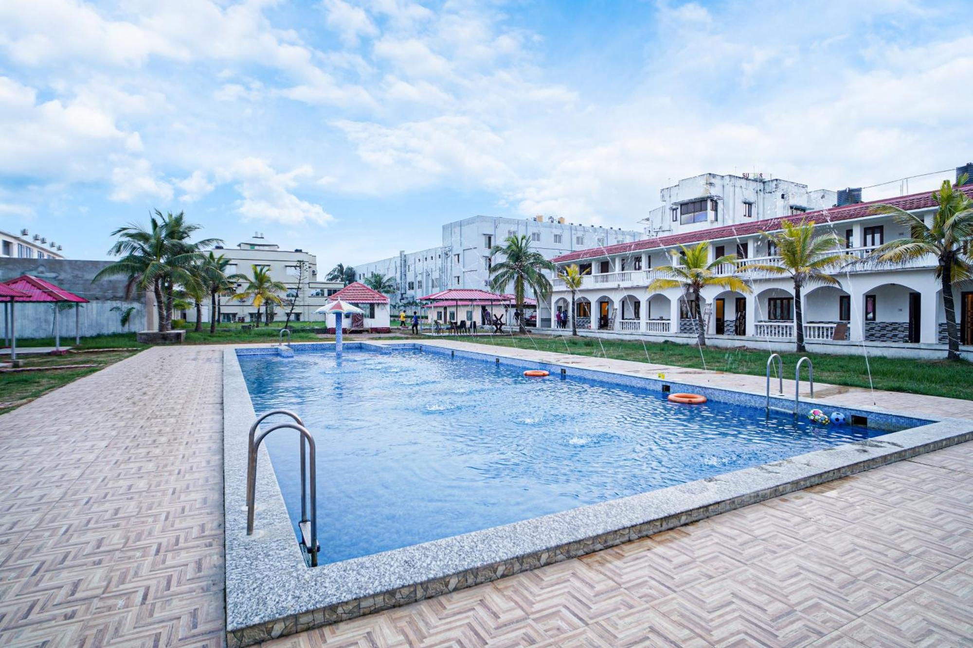 Silver Sand Eco Resort !! Beachfront !! With Biggest Pool And Huge Open Area !! Ideal For Weddings !! Couple Friendly !! Мандармані Екстер'єр фото